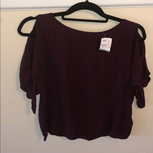 Cut our sleeve top Forever 21 - Picture 2 of 2